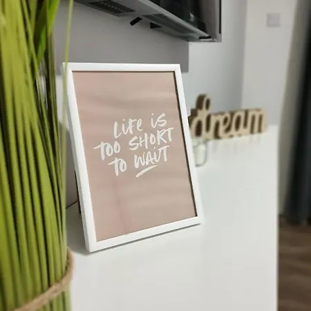 Апартаменты Grey & Sunny