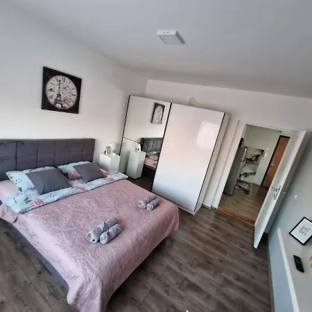 Apartament Grey & Sunny